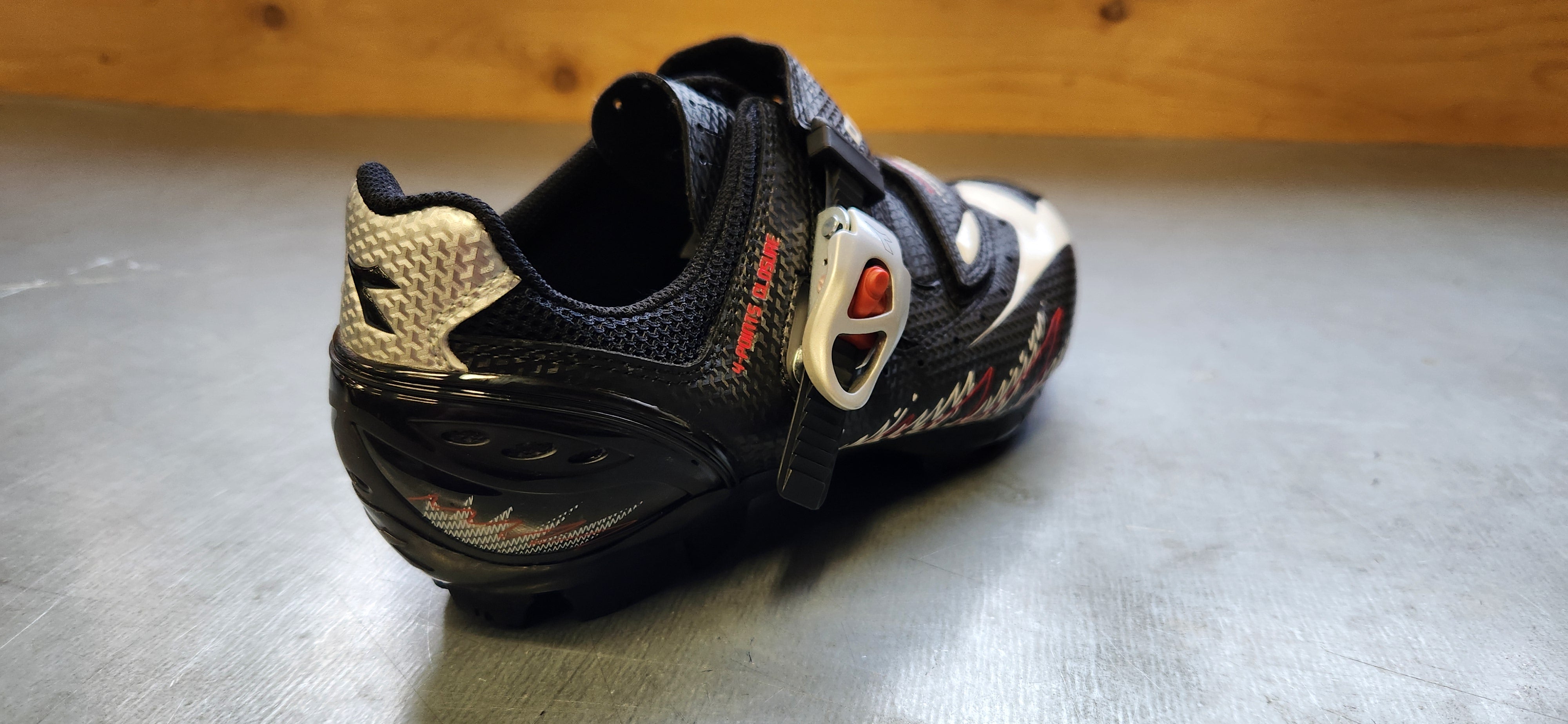 Soulier DIADORA X-Country 2 Homme